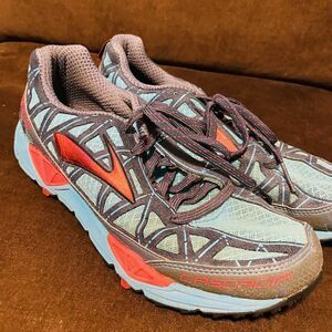 Very Good Brooks Trail Running Cascadia 6 7 Womens 10 US 42 EUR Blue Red grey